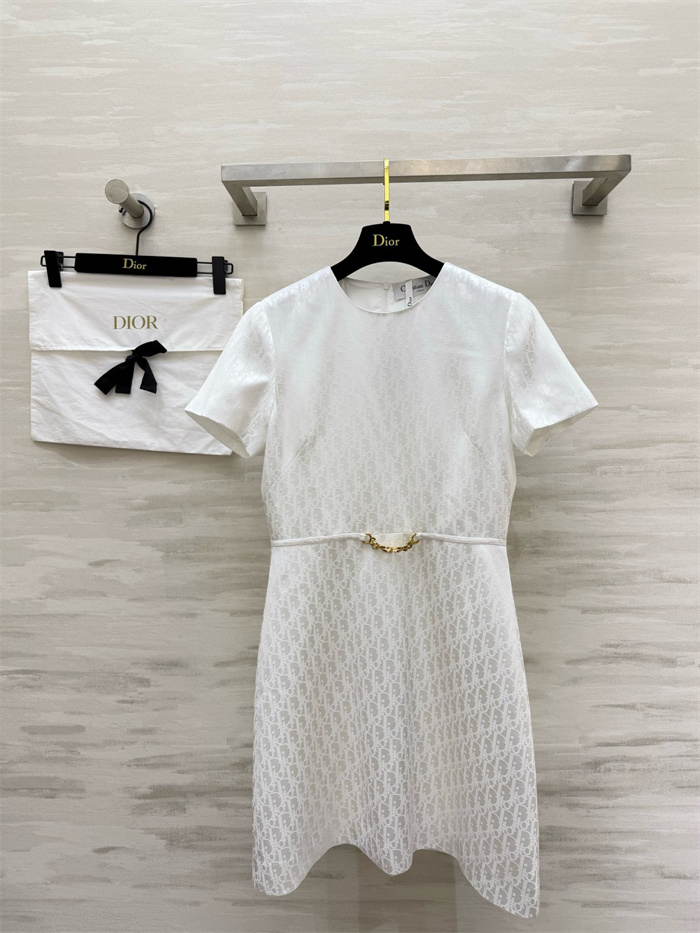 9629d5738c1fd6fd4d65b2a97feaba38_1780821277_4787.JPG