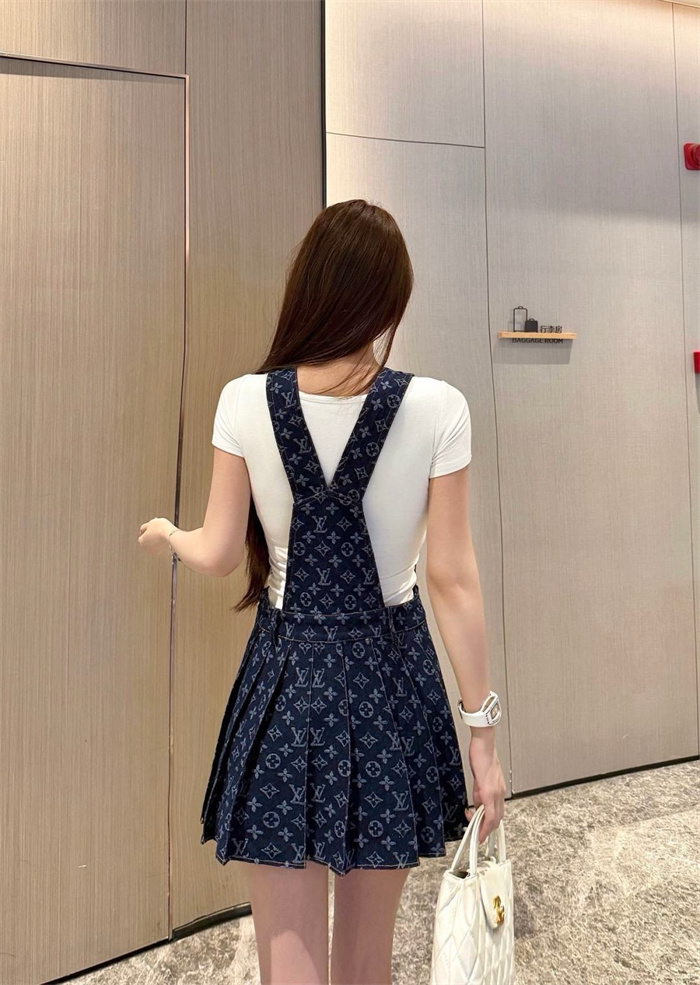 9b4083cab543d6c24d6fe22891b60fd1_1781158831_7274.JPG