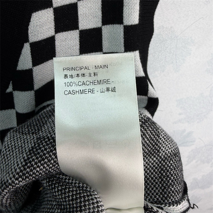7bbdd9682ceb1cc5f0a31f0cda54bd6a_1786353358_592.JPG
